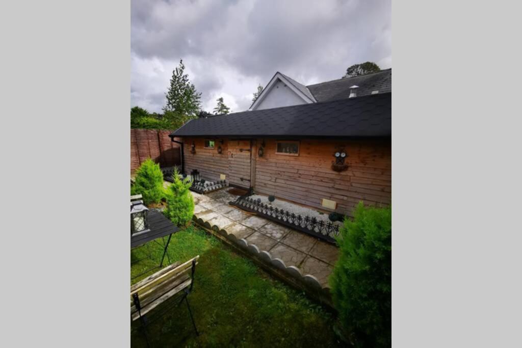 Lazy Lodge Glamping Pod With Hot Tub Laois Exterior foto